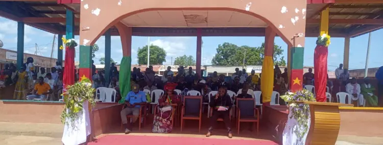 Place des fêtes de Belabo